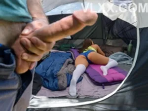 Anh chàng gầy gò đến khách sạn để quan hệ với cô gái đồng phục sinh viên ~ 69 bú cu rồi thúc mạnh, cuối cùng xuất tinh lên mặt...